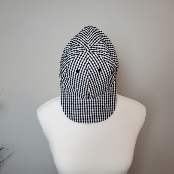 Hat - Picture 8 of 8